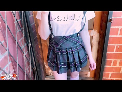❤️ Schoolgirl sûget har lul djip en neukt ynstee fan klassen. ❤❌ Fuckfideo by wy ❌